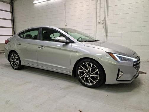 2020 Hyundai ELANTRA Limited