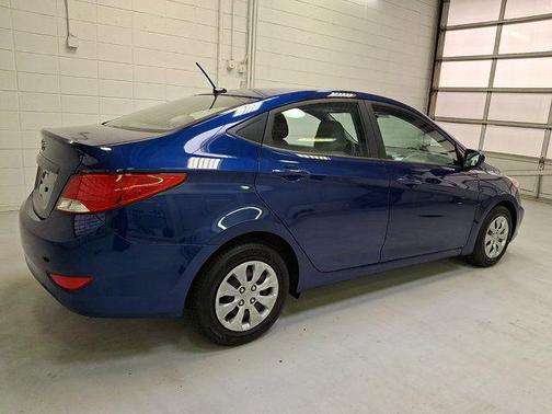 Pacific Blue Pearl 2016 Hyundai Accent SE
