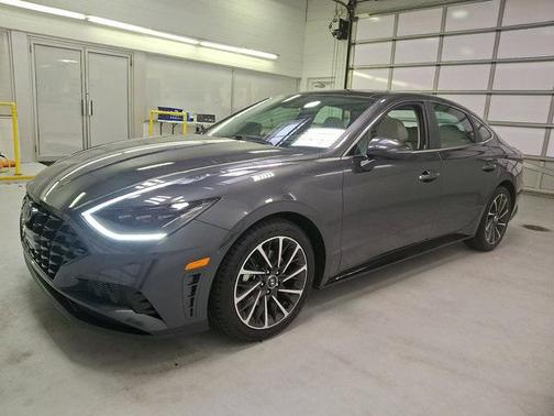 2020 Hyundai SONATA Limited