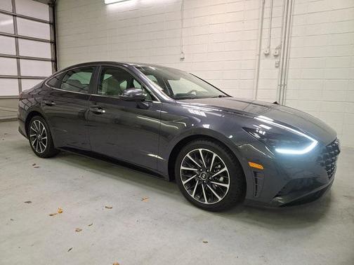 2020 Hyundai SONATA Limited