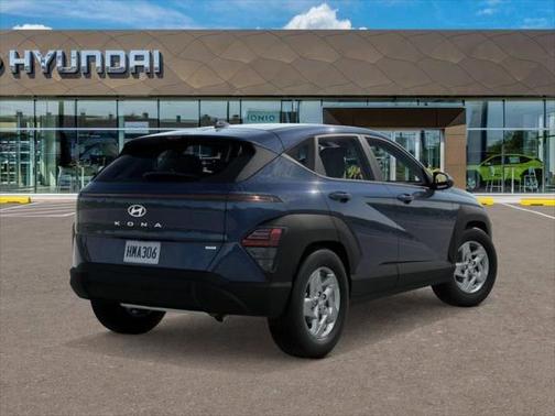2025 Hyundai KONA SE