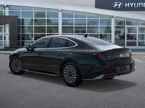 2025 Hyundai SONATA Hybrid SE