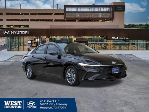 Black 2024 Hyundai ELANTRA SEL Sedan