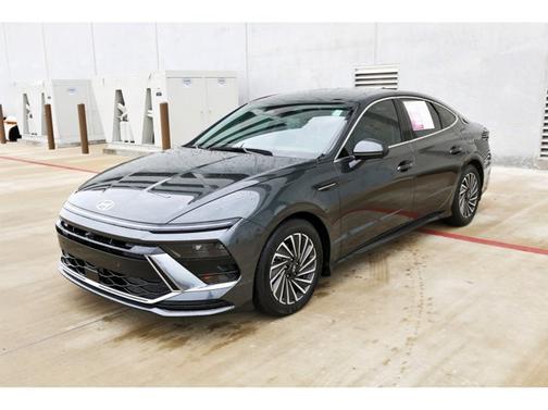 2025 Hyundai SONATA Hybrid Limited