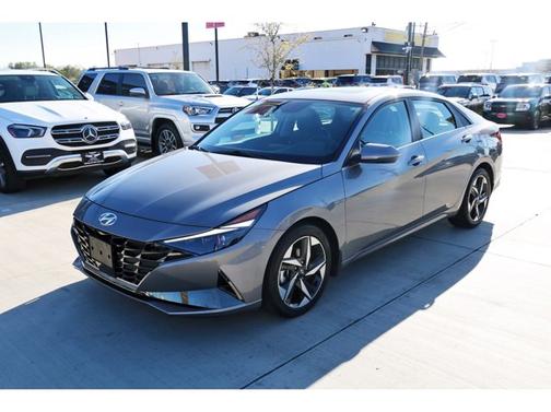 2023 Hyundai ELANTRA Limited