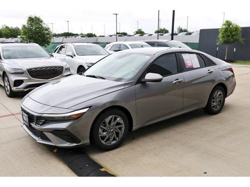 Gray 2024 Hyundai ELANTRA SEL