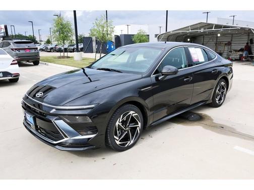 Black 2024 Hyundai SONATA SEL