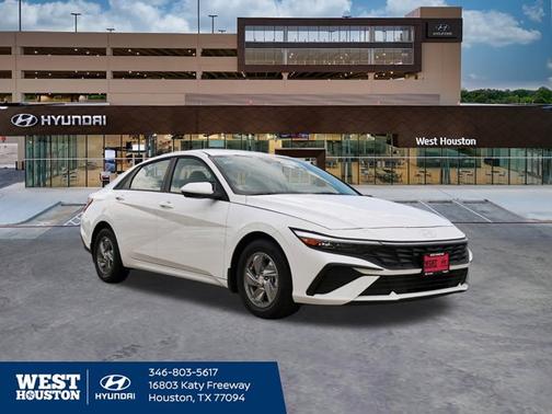 2025 Hyundai ELANTRA SE