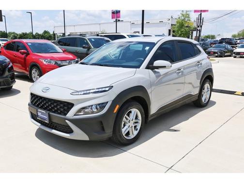 2023 Hyundai KONA SE