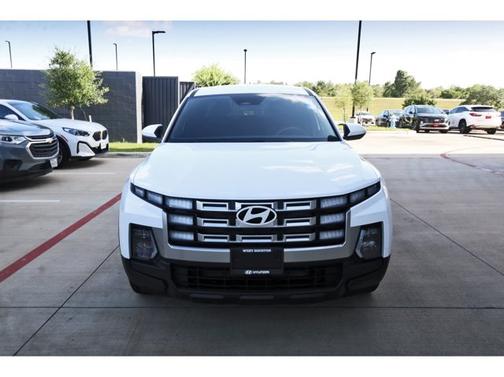 White 2026 Hyundai SANTA CRUZ SE