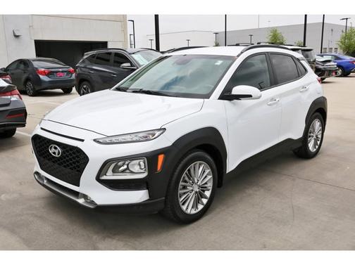 2021 Hyundai KONA SEL Plus