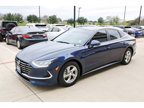 2022 Hyundai SONATA SE