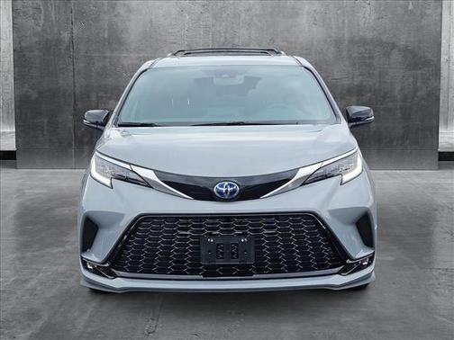 2024 Toyota Sienna XSE 7 Passenger