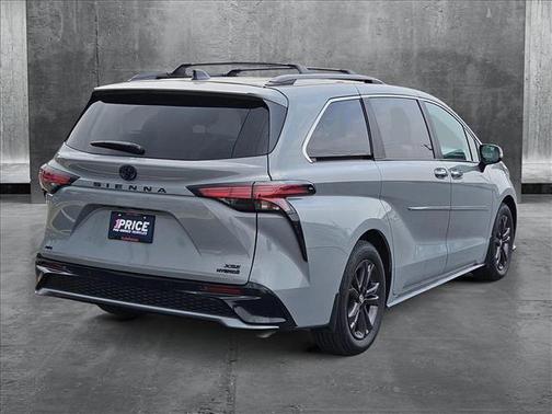 2024 Toyota Sienna XSE 7 Passenger