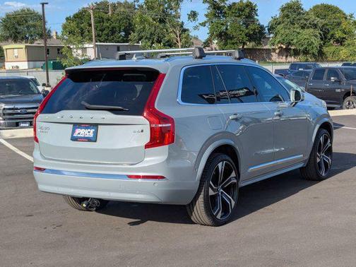 2024 Volvo XC90 B6 Ultimate Bright Theme 7-Seater
