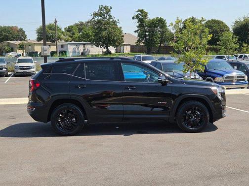 2023 GMC Terrain AWD AT4