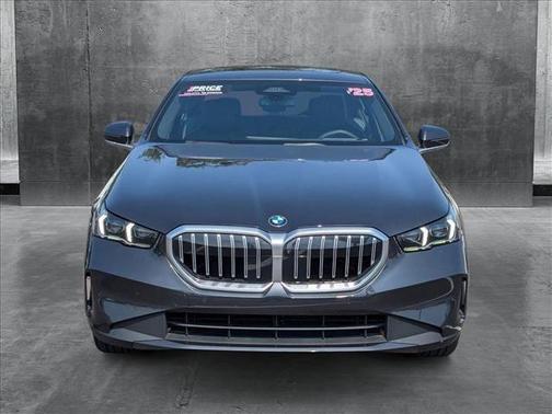 2025 BMW 530 i