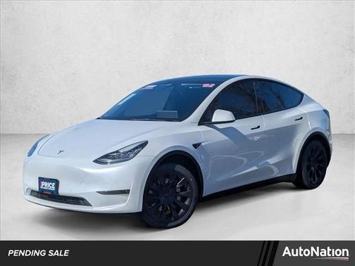 2022 Tesla Model Y Long Range Dual Motor All-Wheel Drive
