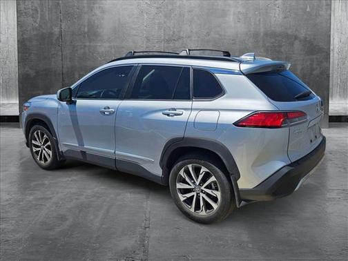 2022 Toyota Corolla Cross XLE