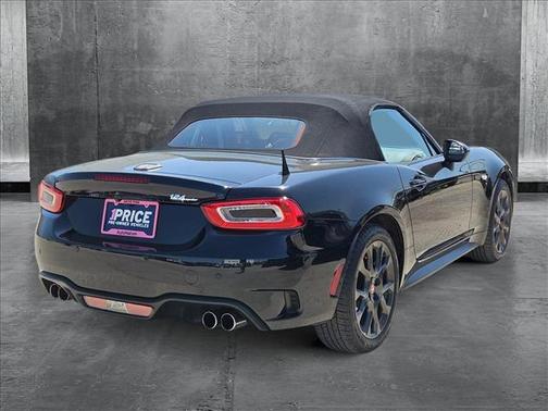 2017 FIAT 124 Spider Base
