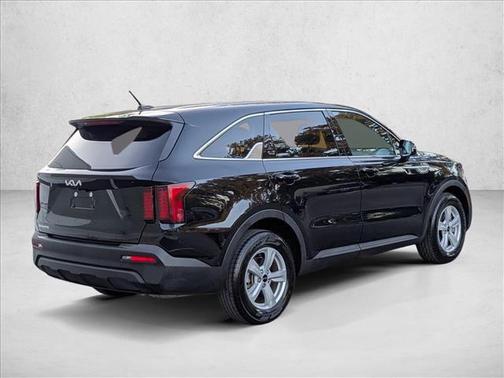 2023 Kia Sorento LX