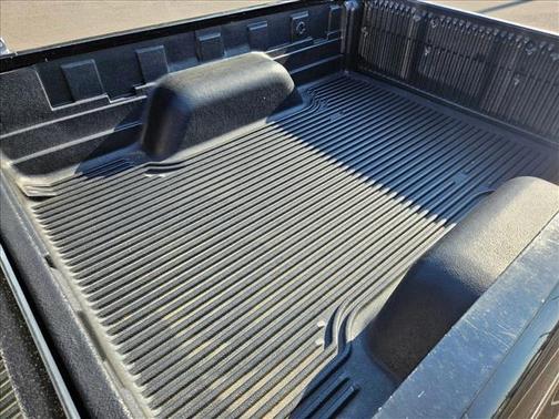 2001 Mazda B2300 SX