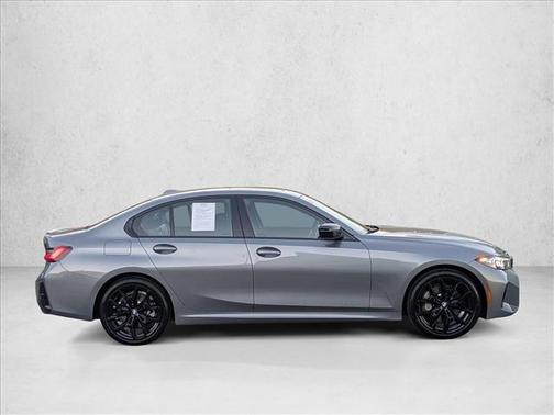 2025 BMW 330 i xDrive
