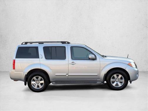 2012 Nissan Pathfinder SV