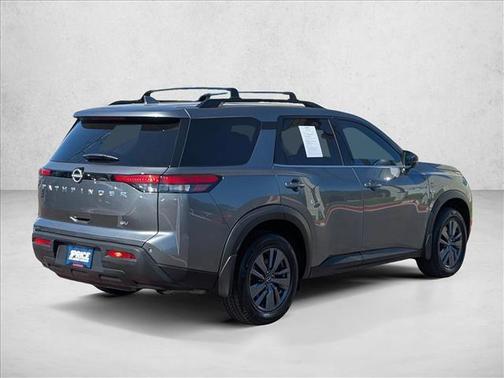 2022 Nissan Pathfinder SV 2WD