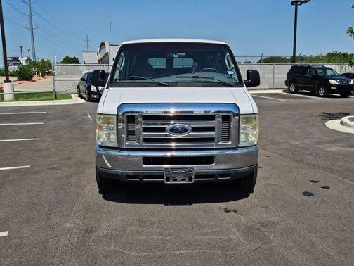 2008 Ford E350 Super Duty XL Wagon