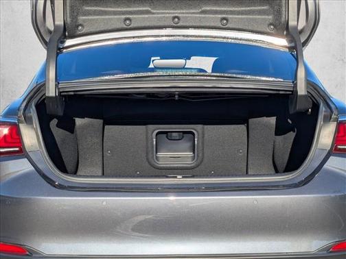 2024 Lexus ES 300h Ultra Luxury