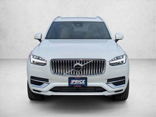 2023 Volvo XC90 Recharge Plug-In Hybrid T8 Ultimate Bright Theme 7-Seater