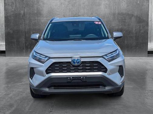 2022 Toyota RAV4 Hybrid XLE