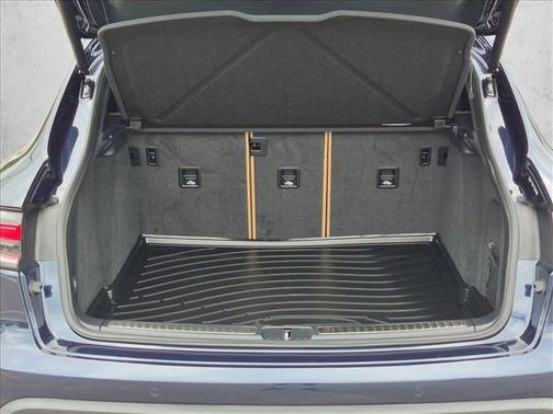 Blue 2022 Porsche Macan Macan