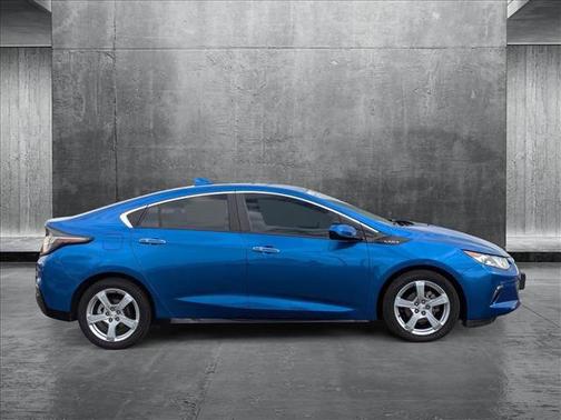 2017 Chevrolet Volt LT