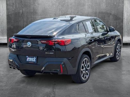 2025 BMW X2 xDrive28i