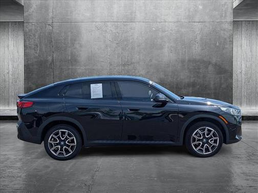 2025 BMW X2 xDrive28i