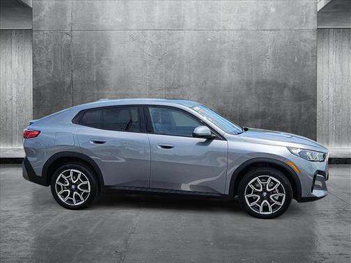 2025 BMW X2 xDrive28i