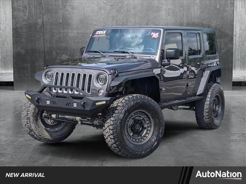 2016 Jeep Wrangler Unlimited Sahara