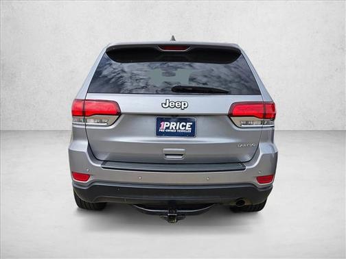 2020 Jeep Grand Cherokee Laredo