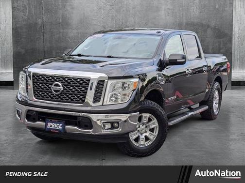 2017 Nissan Titan SV