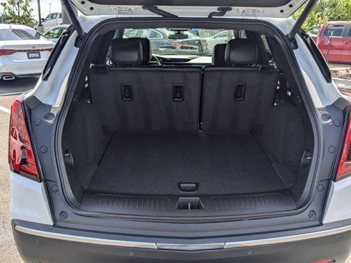 2025 Cadillac XT5 Luxury