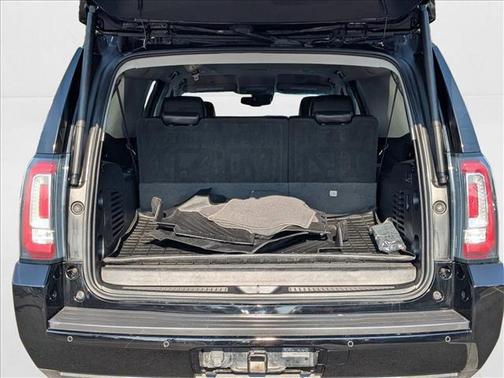 2017 GMC Yukon XL SLT
