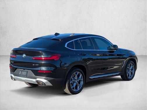 2024 BMW X4 xDrive30i
