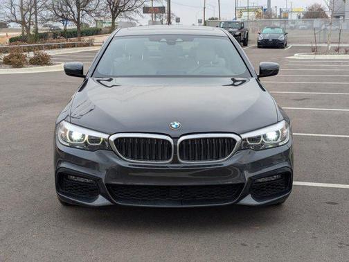 2019 BMW 540 540i