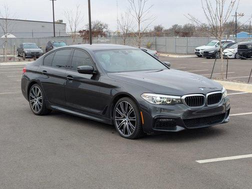 2019 BMW 540 540i