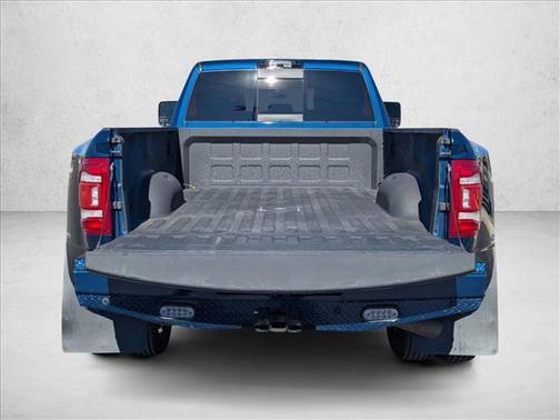 2024 RAM 3500 Laramie Crew Cab 4x4 8' Box