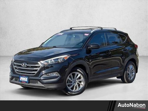 2016 Hyundai TUCSON SE