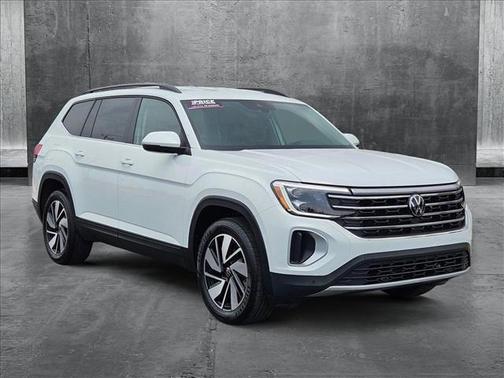 2024 Volkswagen Atlas 2.0T SE w/Technology
