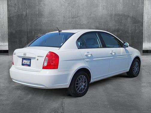 2010 Hyundai Accent GLS